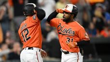 AL Playoff Watch: Orioles beat Red Sox to keep Blue Jays&#8217; magic number at 3