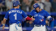 Blue Jays clinch home field for wild-card round after Mariners lose to Tigers