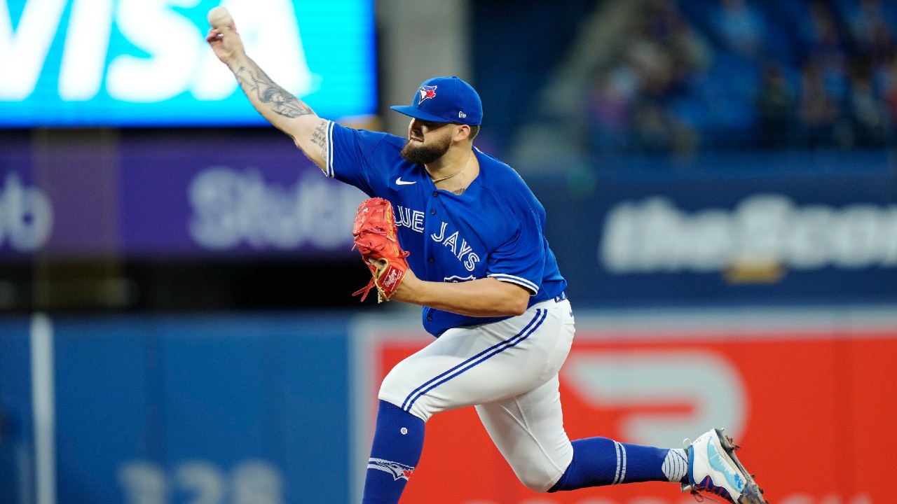 FOX Sports: MLB on X: Blue Jays SP Alek Manoah is being optioned to the  Florida Complex League, per the team.  / X