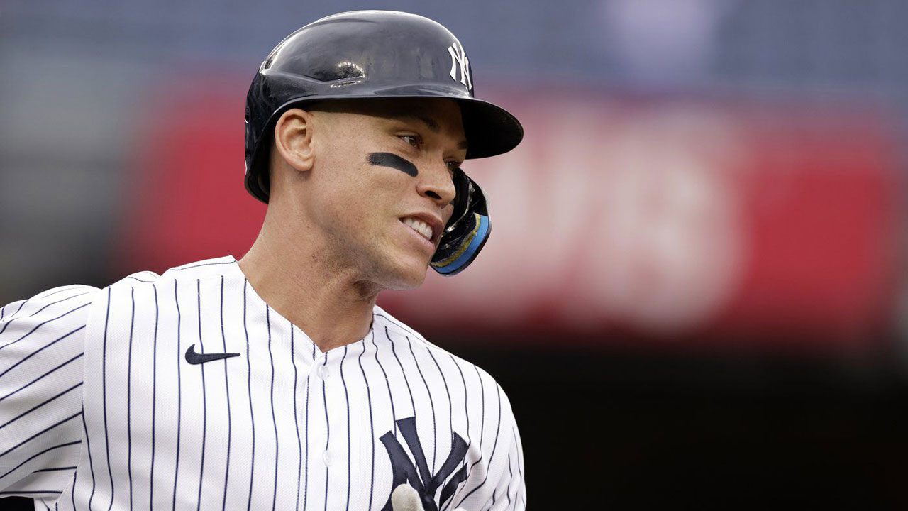 Aaron Judge slams 61st home run of 2022, tying the single-season AL record