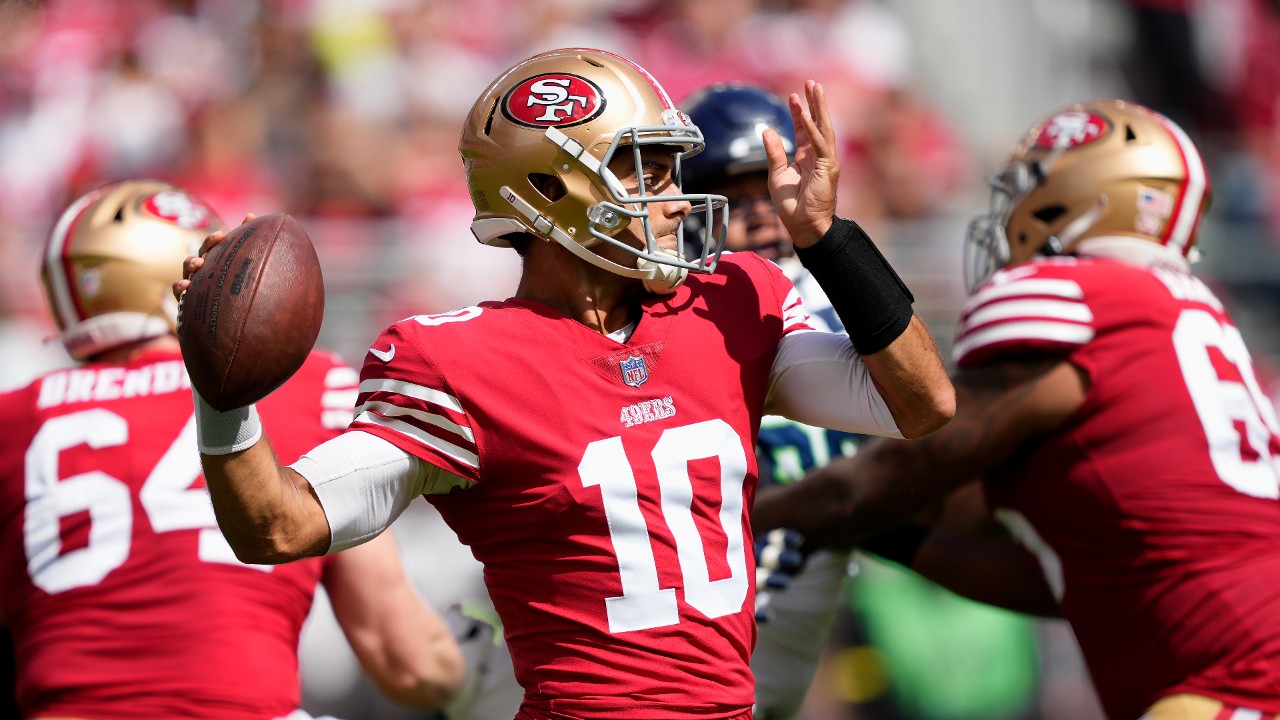 49ers, Jimmy Garoppolo agree to restructured one-year contract