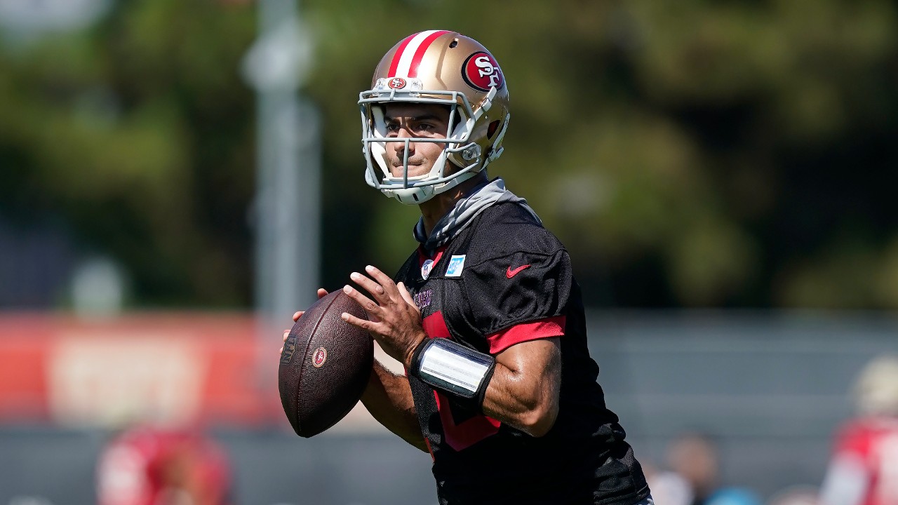 Jimmy Garoppolo Discusses 'Weird Situation' in 49ers Trading Trey