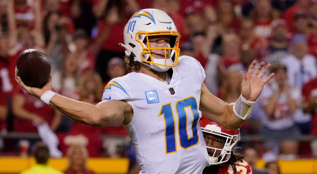 Chargers QB Justin Herbert Bruised And Battered During Loss In Kansas City