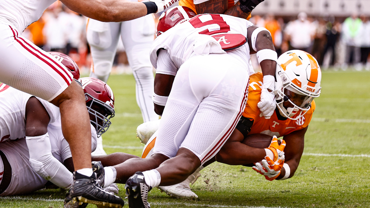 Vols blast their way past Alabama St. in regional opener