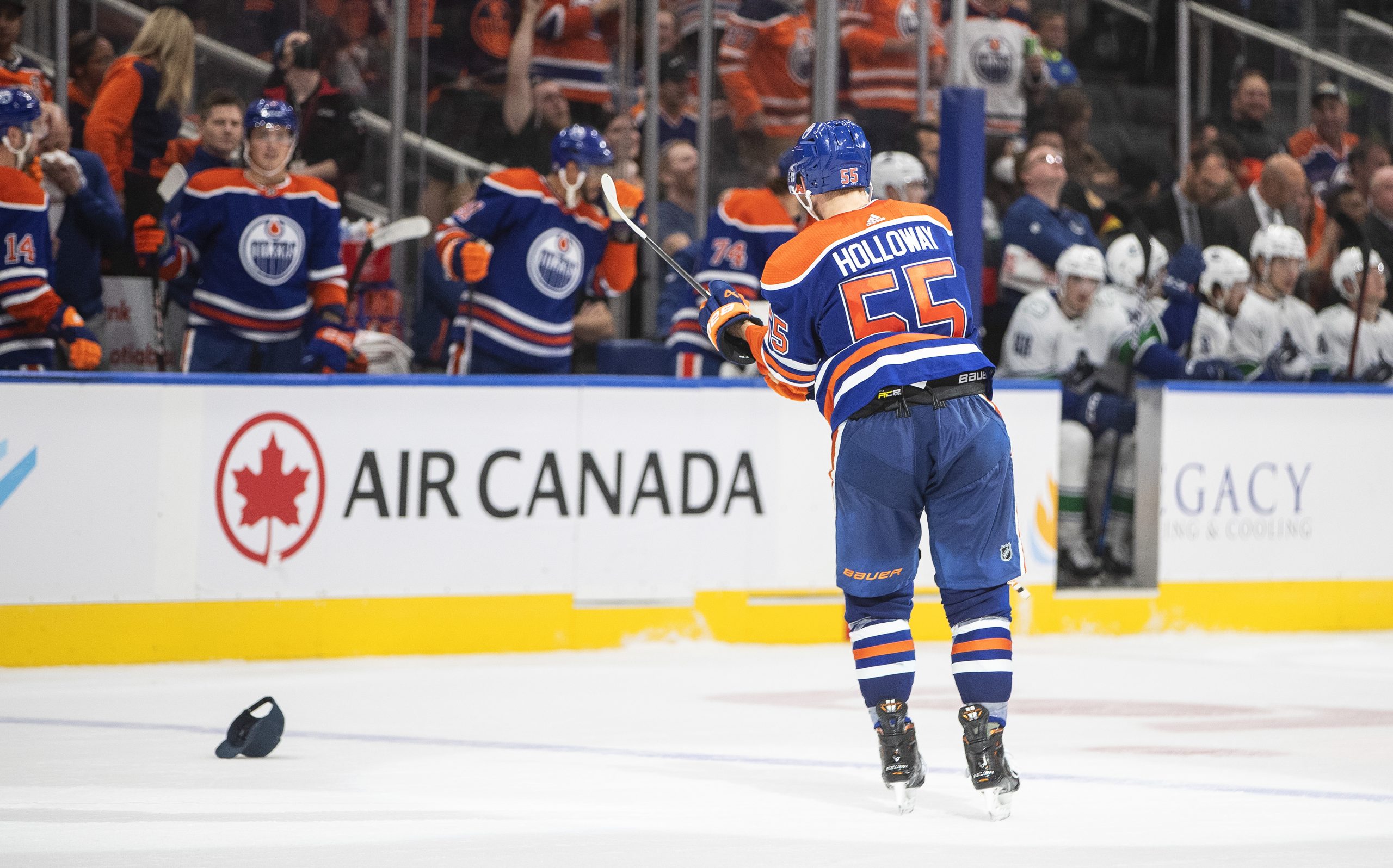 Dylan Holloway trying to make the most of his limited minutes with Oilers