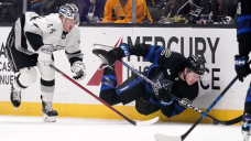 Maple Leafs&#8217; struggles continue in uninspiring loss to Kings