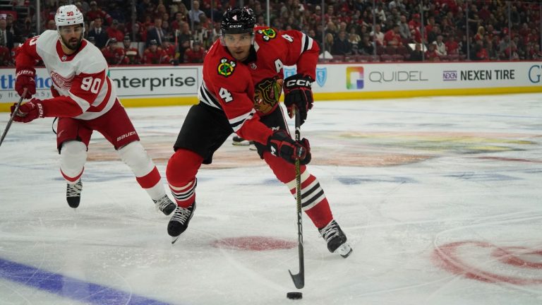 Chicago Blackhawks defenceman Seth Jones (4) will miss the next three-to-four weeks with a right thumb injury. (David Banks/AP)