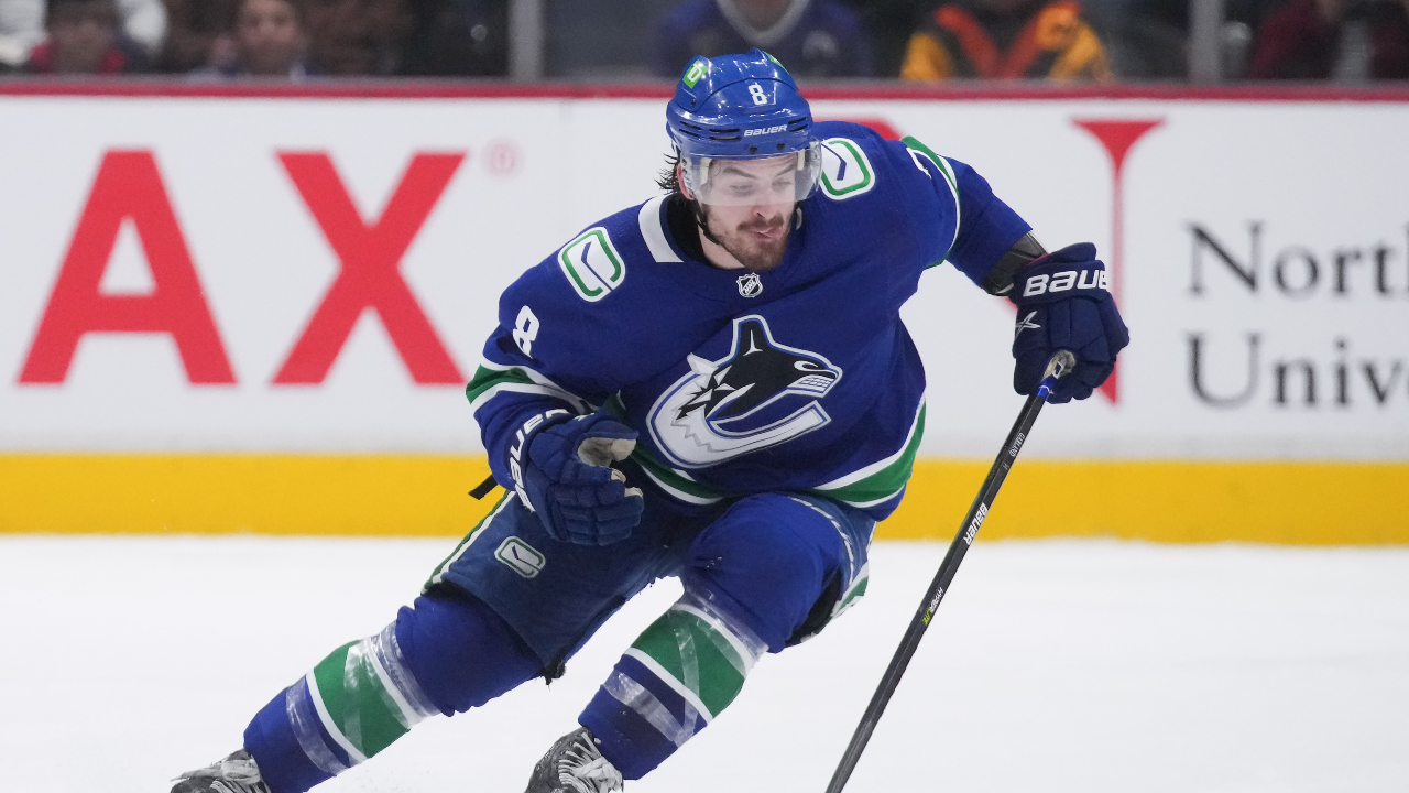 Canucks Blow Big Opportunity Signing New Deal with Kuzmenko