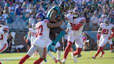 Giants stop Jaguars at one-yard line, hold on for close win