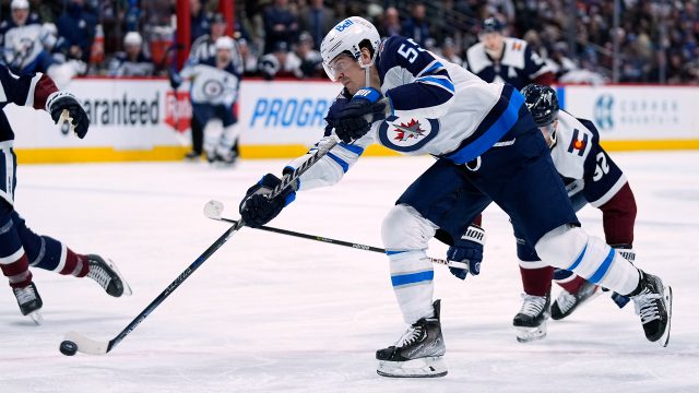 Maple Leafs toughen up their roster for physical Jets showdown