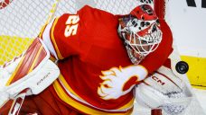 Flames&#8217; Markstrom week-to-week with broken finger, Wolf recalled