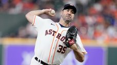 Verlander strikes out 11, Astros beat Yankees in ALCS opener