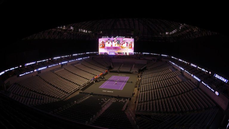 Coco Gauff and Jessica Pegula, both of the United States, practice at the WTA Finals tennis tournament in Fort Worth, Texas, Saturday, Oct. 29, 2022. (Ron Jenkins/AP)