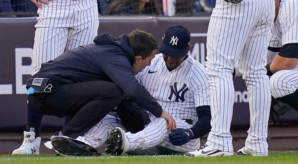 Aaron Hicks exits Game 5 after Oswaldo Cabrera collision