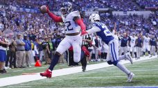 Henry reigns as Titans hold off Colts for victory