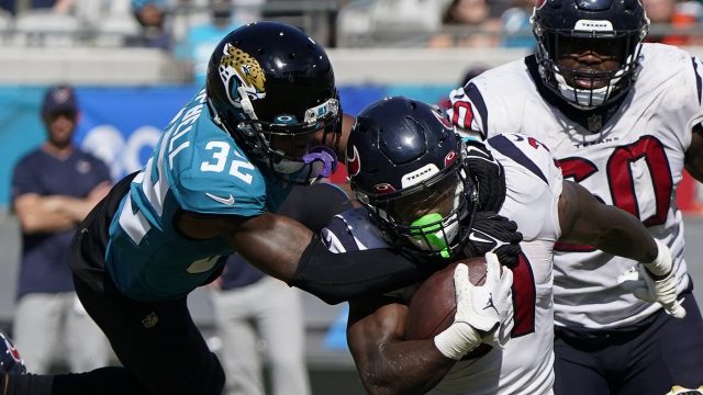 Titans visit Commanders with Henry coming off 100-yard game - The