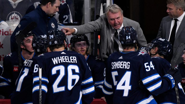 Winnipeg Jets head coach Rick Bowness instructs his players against the Ottawa Senators during the third period of NHL pre-season action in Winnipeg on Tuesday September 27, 2022. (Fred Greenslade/CP)