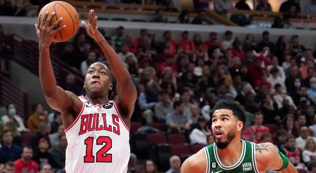 DeRozan, Vucevic Lead Way As Bulls Beat Celtics