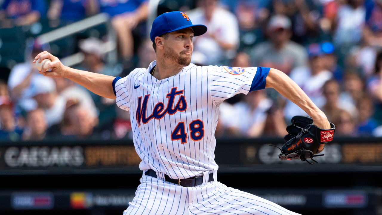 Jacob deGrom roughed up in Rangers debut — but bats pick him up