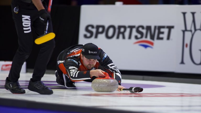 Matt Dunstone in action during the Boost National men's quarterfinals on Oct. 8, 2022, at Memorial Gardens in North Bay, Ont. (Anil Mungal)