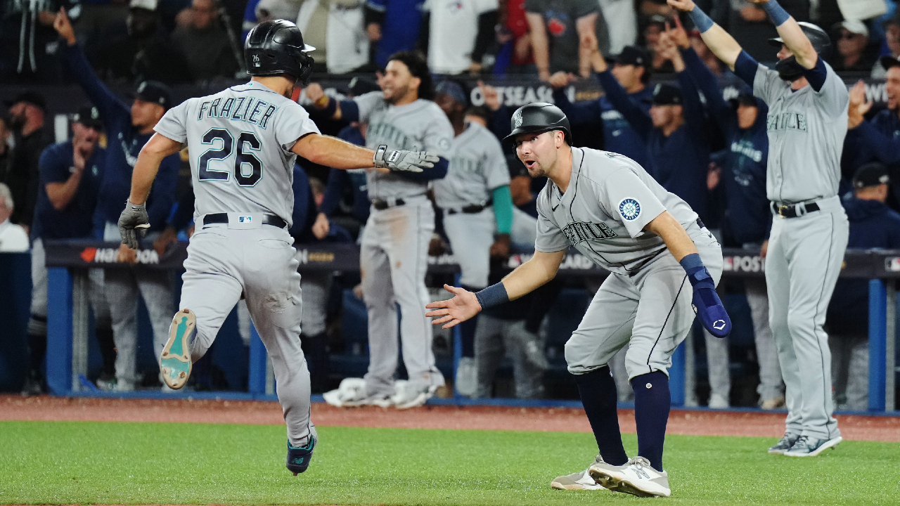 Mariners complete wild comeback, beat Blue Jays to advance to ALDS