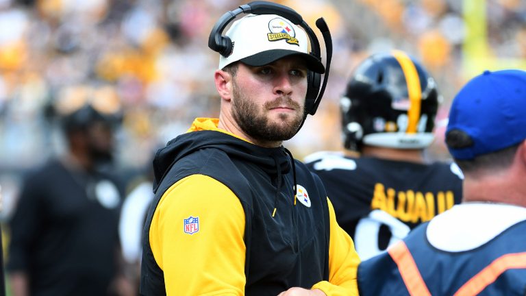 Pittsburgh Steelers linebacker T.J. Watt stands on the sideline during the first half of an NFL football game against the New England Patriots in Pittsburgh, Sunday, Sept. 18, 2022. (Phil Pavely/AP)