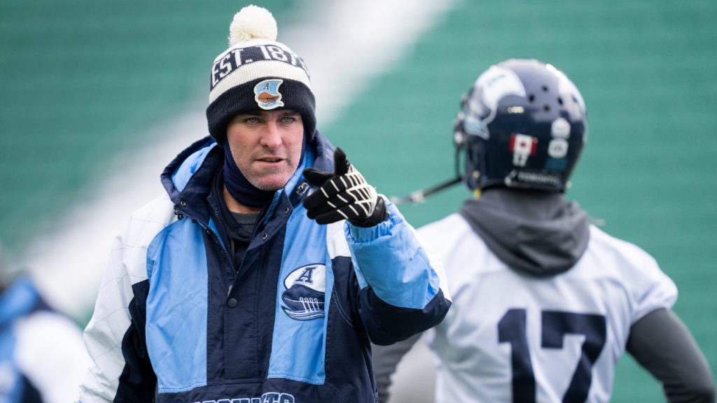 Argonauts, Blue Bombers hold final practices ahead of Grey Cup matchup