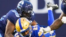 Grey Cup week gets rolling as Blue Bombers, Argonauts arrive in Regina