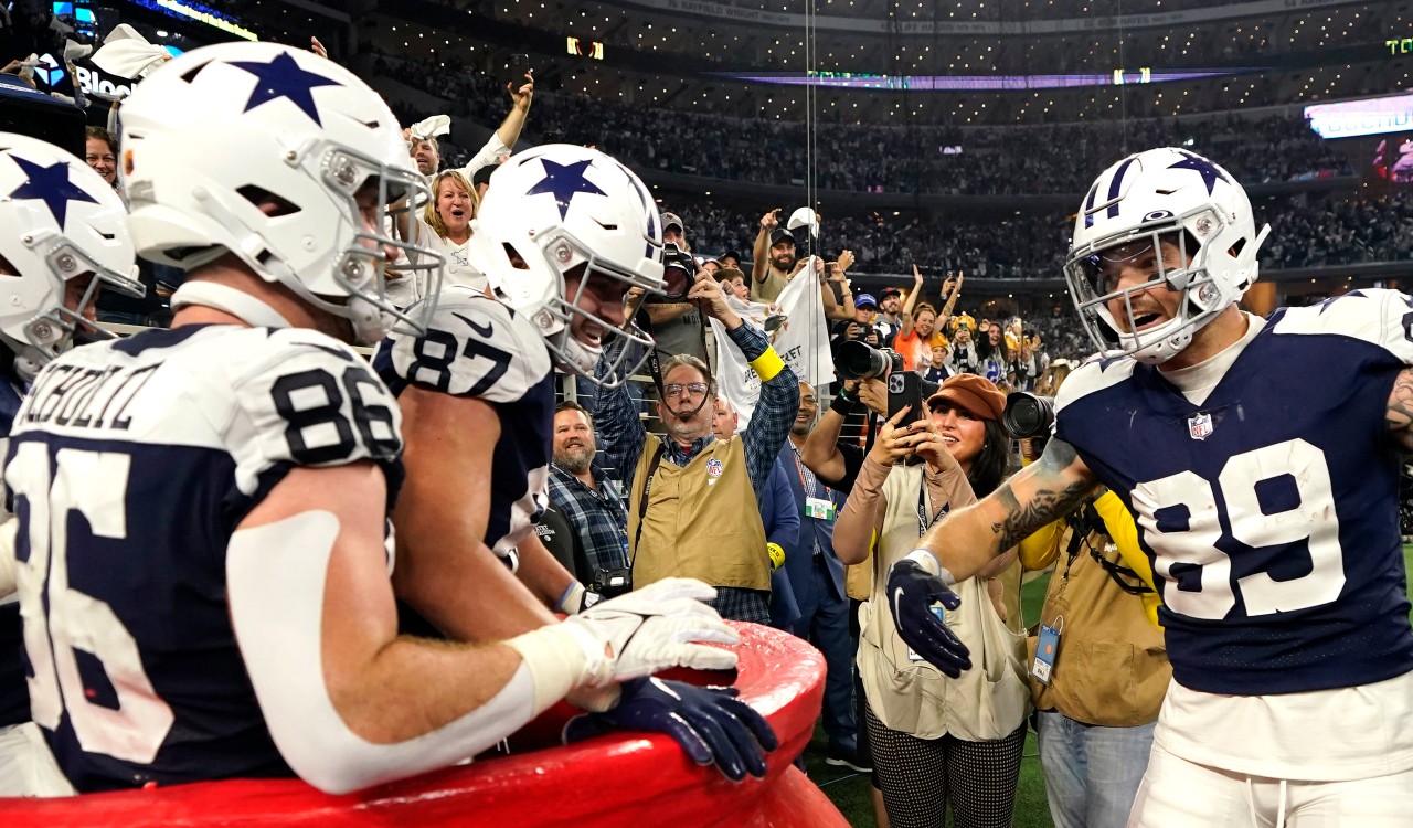 Prescott, tight ends help Cowboys to Thanksgiving win over Giants