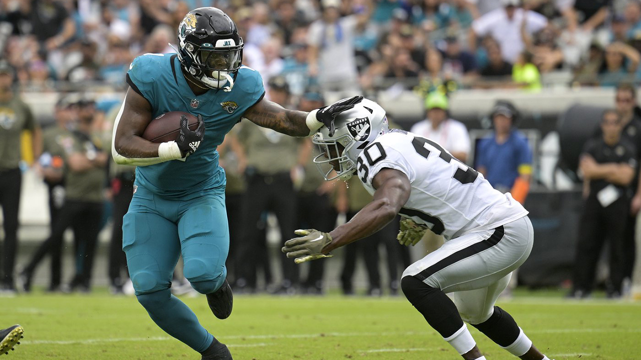 Shirtless Fan Runs Onto Field in Middle of Punt During Raiders-Jaguars