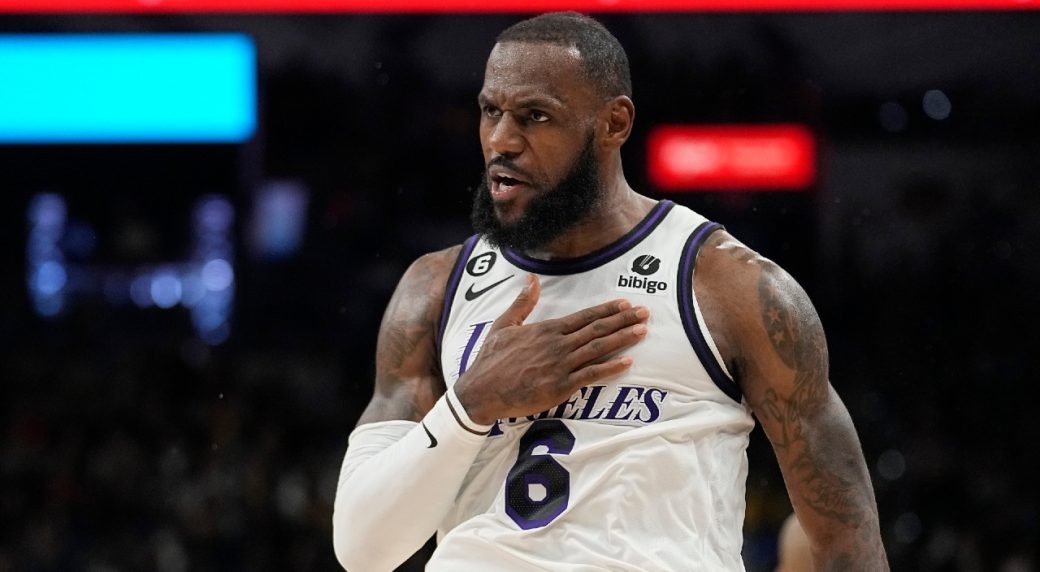 LeBron James' Los Angeles Lakers jersey most popular for second straight  year, NBA News