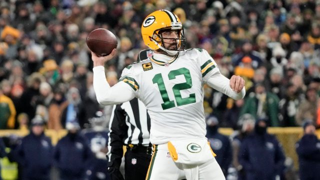 Aaron Rodgers says he'd have open mind if Packers ask him to rest