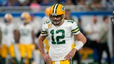 GMs for Packers, Jets discuss status of Rodgers trade talks