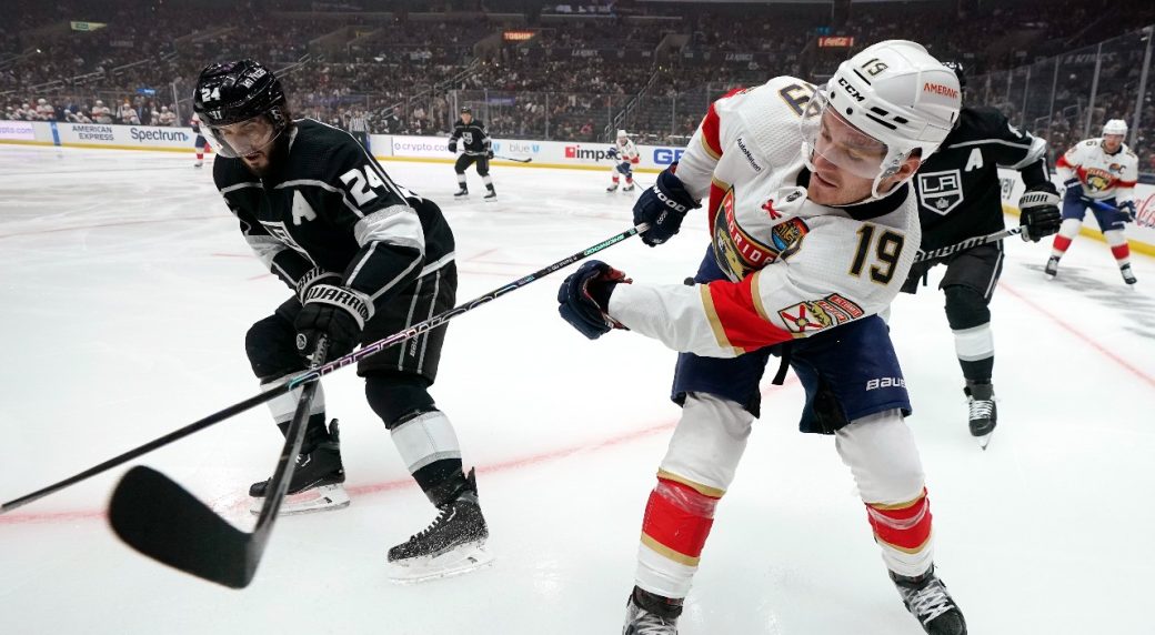 LA Kings - See the Los Angeles Dodgers face the Cardinals during