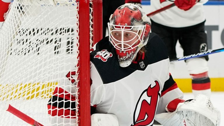 New Jersey Devils goaltender Mackenzie Blackwood watches the puck during the second period of the team's NHL hockey game against the New York Islanders, Thursday, Oct. 20, 2022, in Elmont, N.Y. (Julia Nikhinson/AP)