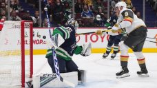 Golden Knights goal vs. Canucks disallowed after bizarre missed stoppage in play