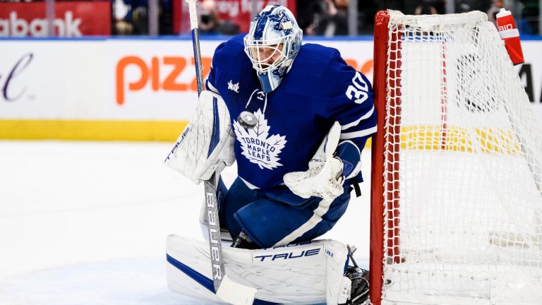 Toronto Maple Leafs goaltender Matt Murray (30) defends the net from a shot on goal during first period NHL hockey action against the New Jersey Devils, on Thursday, November 17, 2022. (Christopher Katsarov/CP)