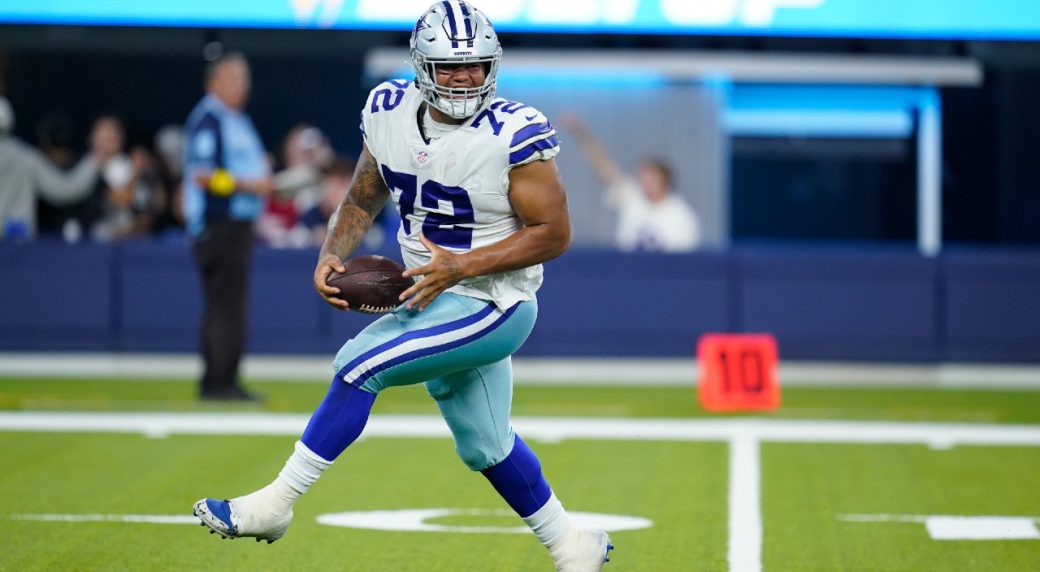 Dallas Cowboys release DT Trysten Hill minutes after trade deadline