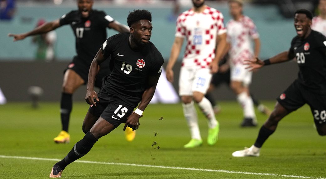 Alphonso Davies named Canada Soccer player of the year