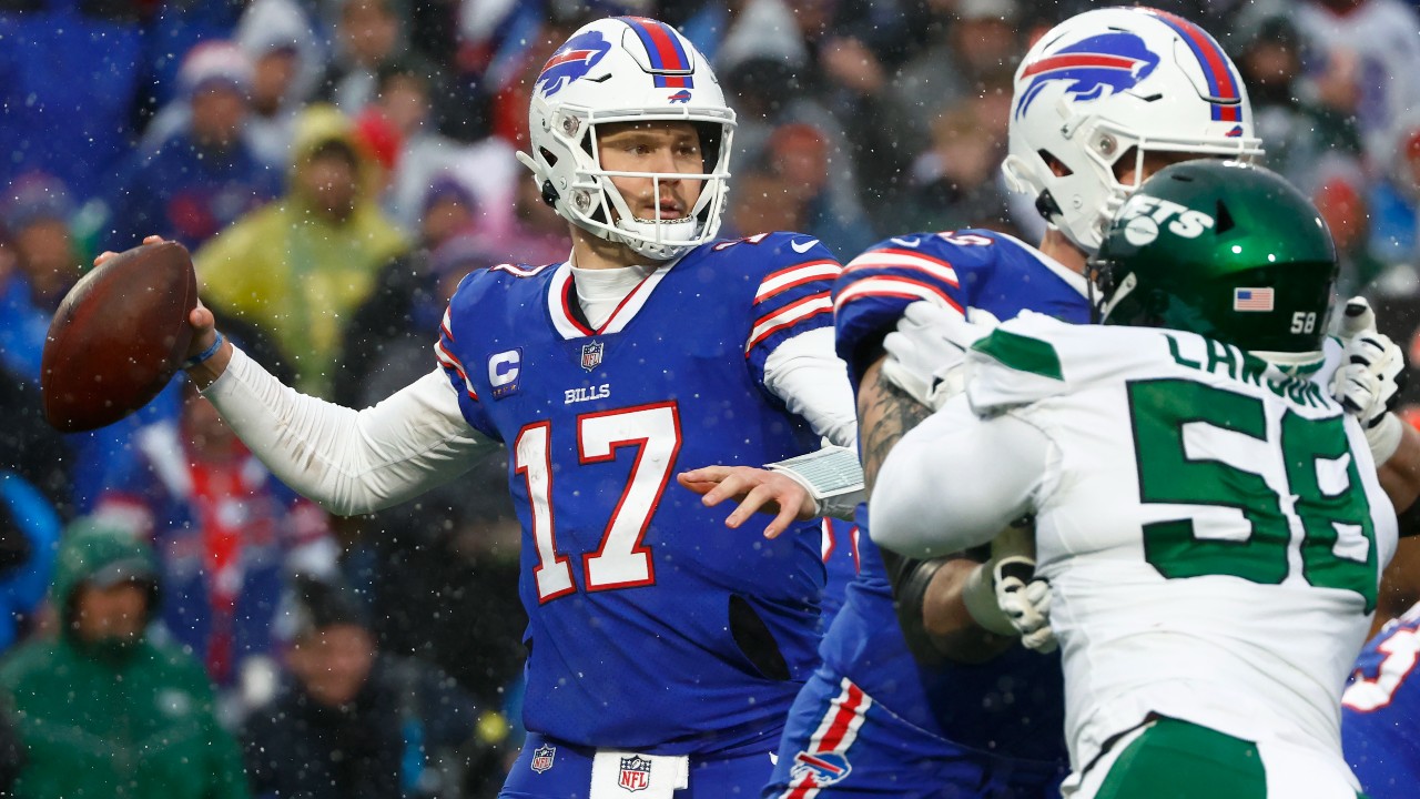 An emotional, ear-splitting atmosphere expected for Bills at Jets