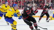 Bedard joins Lindros in record book as Canada beats Sweden at world juniors