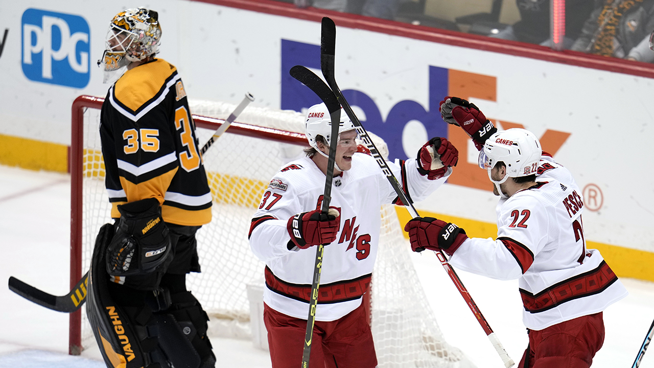 Penguins beat Devils 3-2 for 7th straight victory
