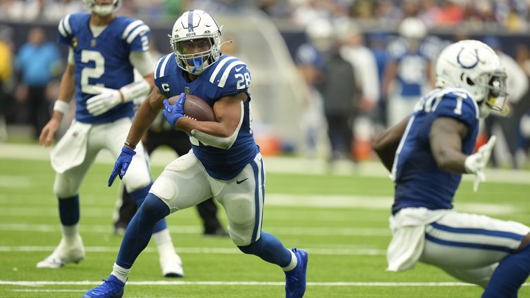 Indianapolis Colts running back Jonathan Taylor (28) heads to the end zone during the second half of an NFL football game Sunday, Sept. 11, 2022, in Houston. (Eric Christian Smith/AP)