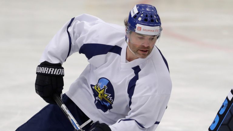 Jaromir Jagr during a practice session at the Kladno Knights hockey club in Kladno, Czech Republic.(Petr David Josek/AP)