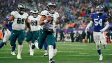 NFL Sunday Roundup: Eagles clinch playoff spot, Bills hold off Jets, Purdy stuns Brady