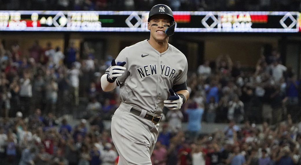 Aaron Judge has roughly $360 million offer from Giants