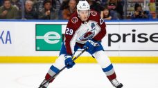 Reports: Avalanche&#8217;s MacKinnon goes for X-rays after game vs. Canucks