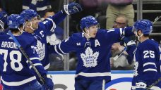 Marner extends point streak, Samsonov makes 28 saves as Maple Leafs blank Ducks