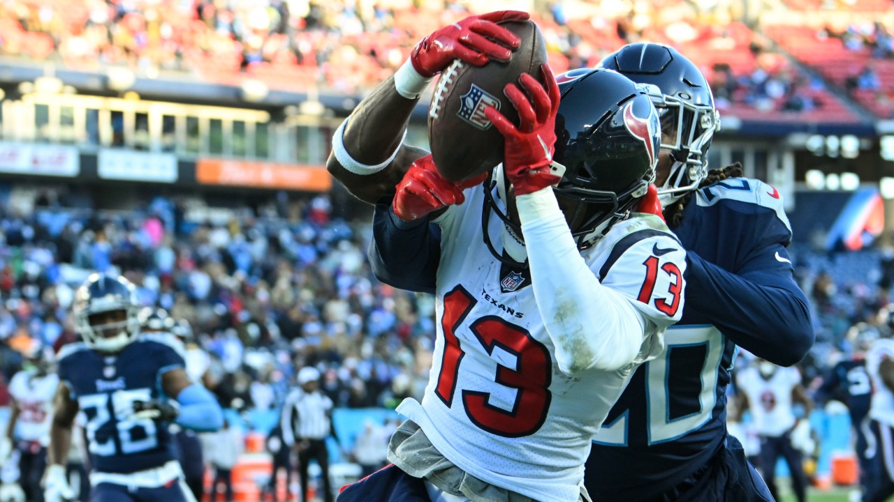 Rex Burkhead recovers Davis Mills fumble for Texans touchdown