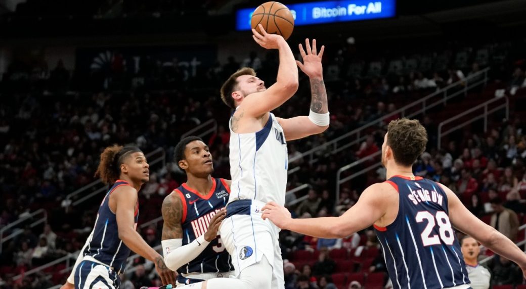 Watch: Luka Doncic Showed Up To Lakers-Mavericks Game In A Cowboy Outfit -  Fadeaway World